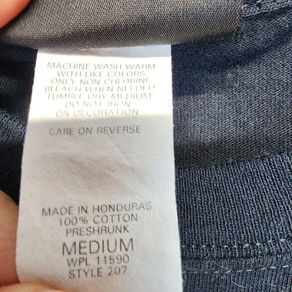 Vintage Graceland Elvis Presley Graphic T-shirt Size M Black Short Sleeve Rock - Picture 4 of 6